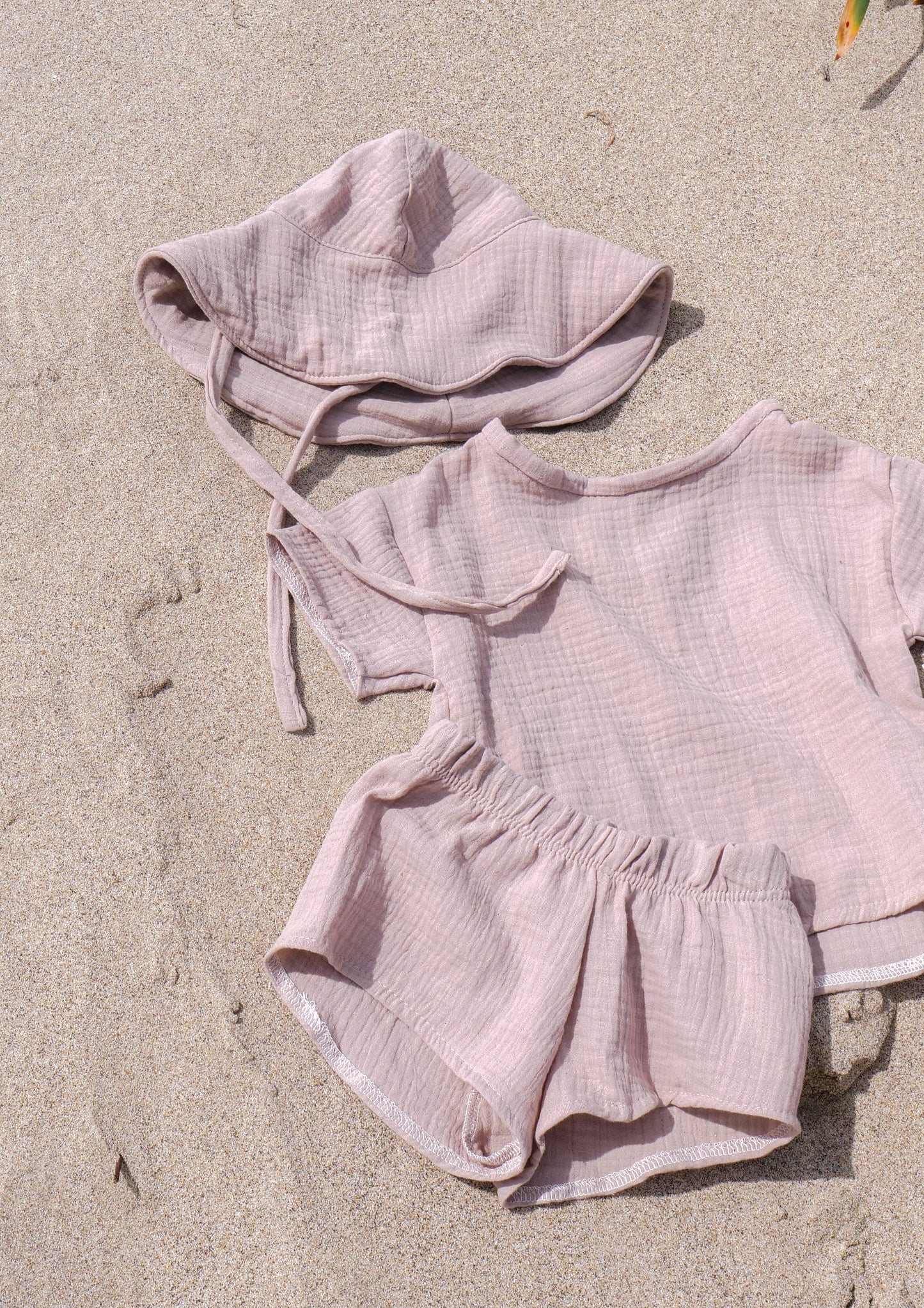 Musselin Sommer Set - Oversized Shirt, Shorts & Sonnenhut bis Gr. 80