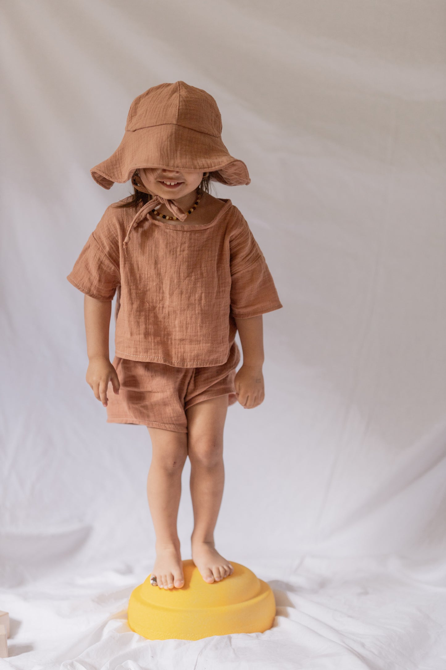 Musselin Sommer Set - Oversized Shirt Crop, Shorts & Sonnenhut bis Gr. 116