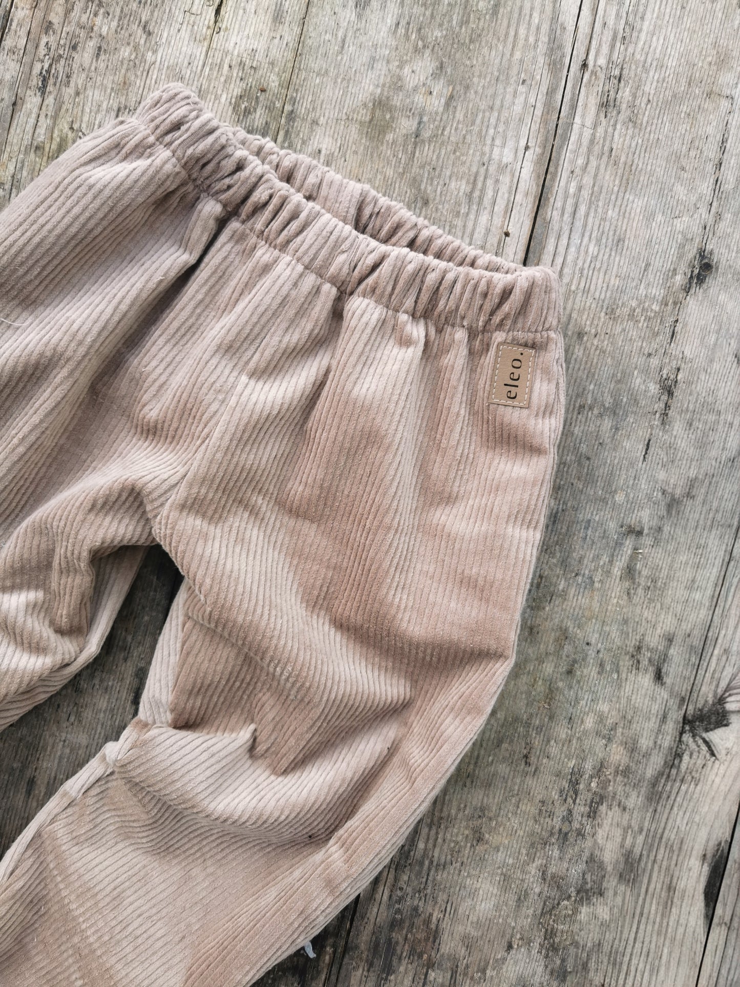 Cordhose leicht gefüttert mit Waffle-Knit Jersey