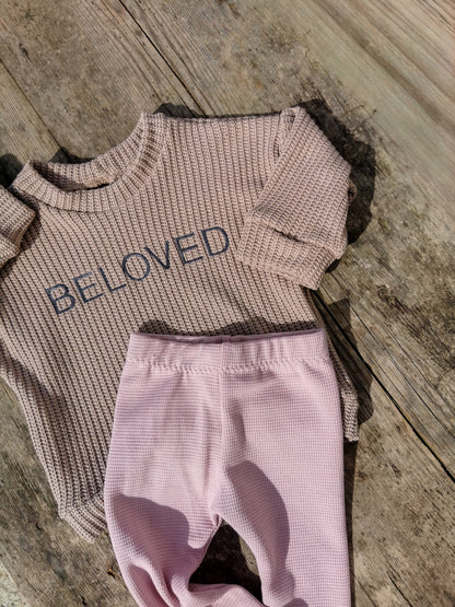 BELOVED Set - Grobstrick Oversized Pullover & Leggings aus Waffle-Knit