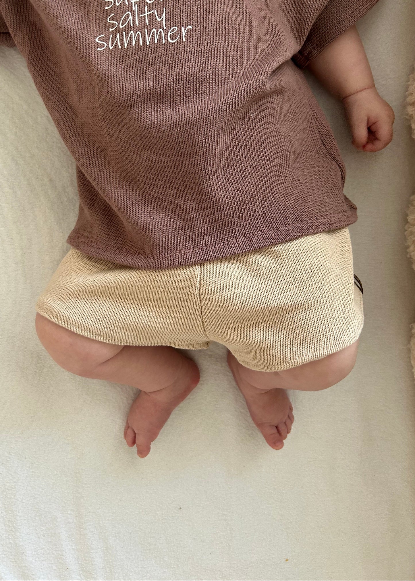 Kurze Shorts aus Feinstrick