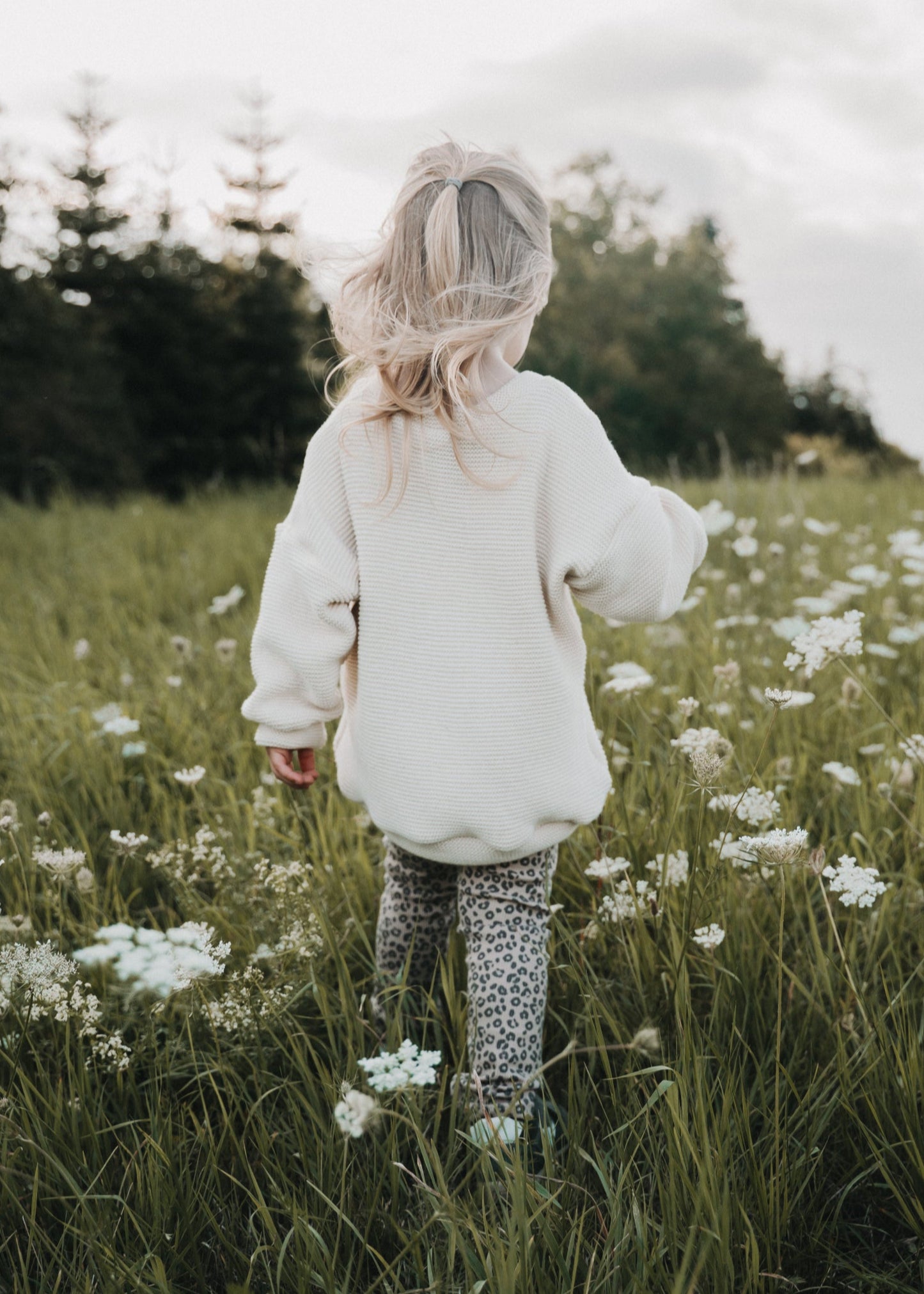 Oversized Pullover aus Wellenstrick