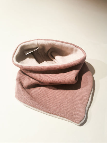 Feinstrick Dreiecks-Loopschal für Mama mit Bio-Baumwollfleece gefüttert