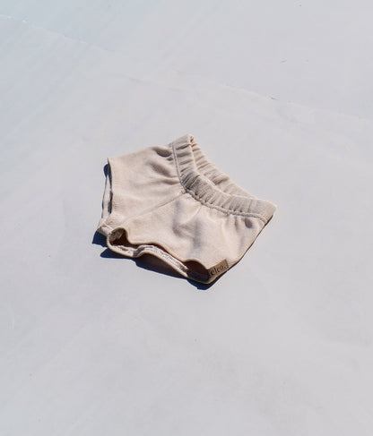 Kurze Shorts aus Feinstrick