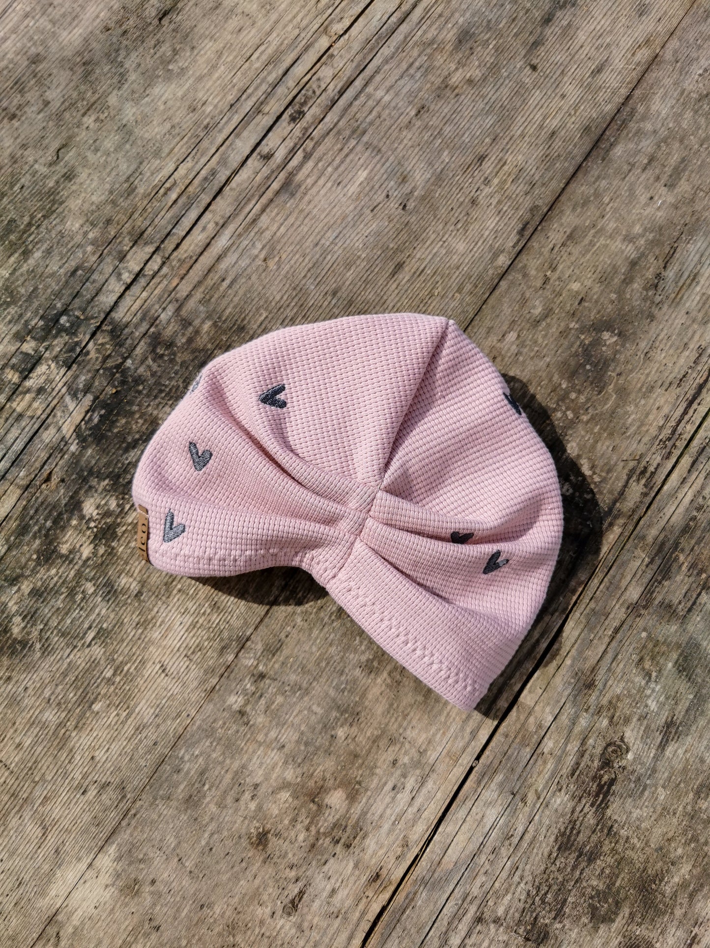 Waffle-Knit Turbanmütze Tulip mit Herz-Stickerei
