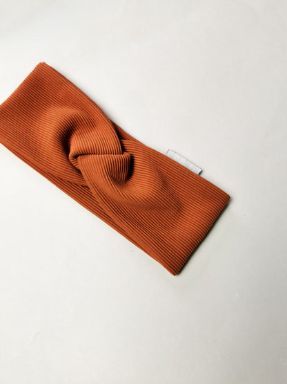 Twist Stirnband aus Rib-Jersey