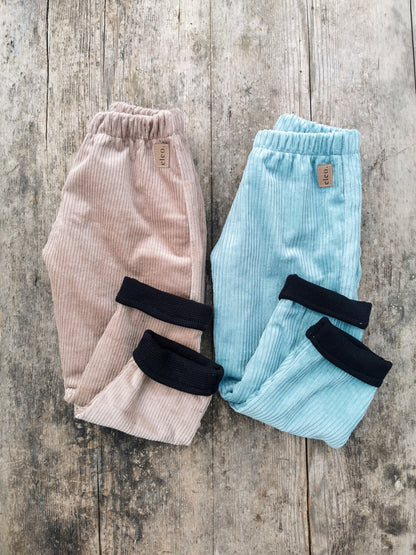 Cordhose leicht gefüttert mit Waffle-Knit Jersey