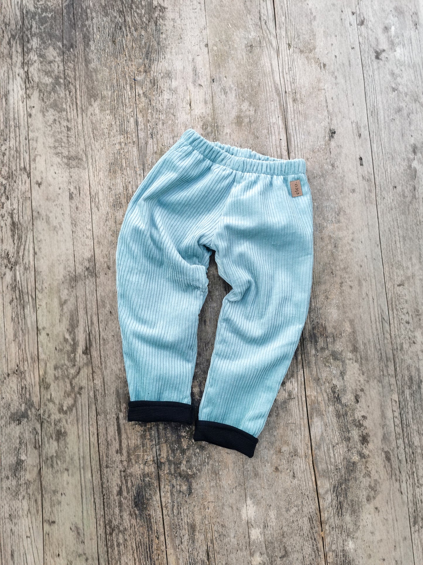 Cordhose leicht gefüttert mit Waffle-Knit Jersey