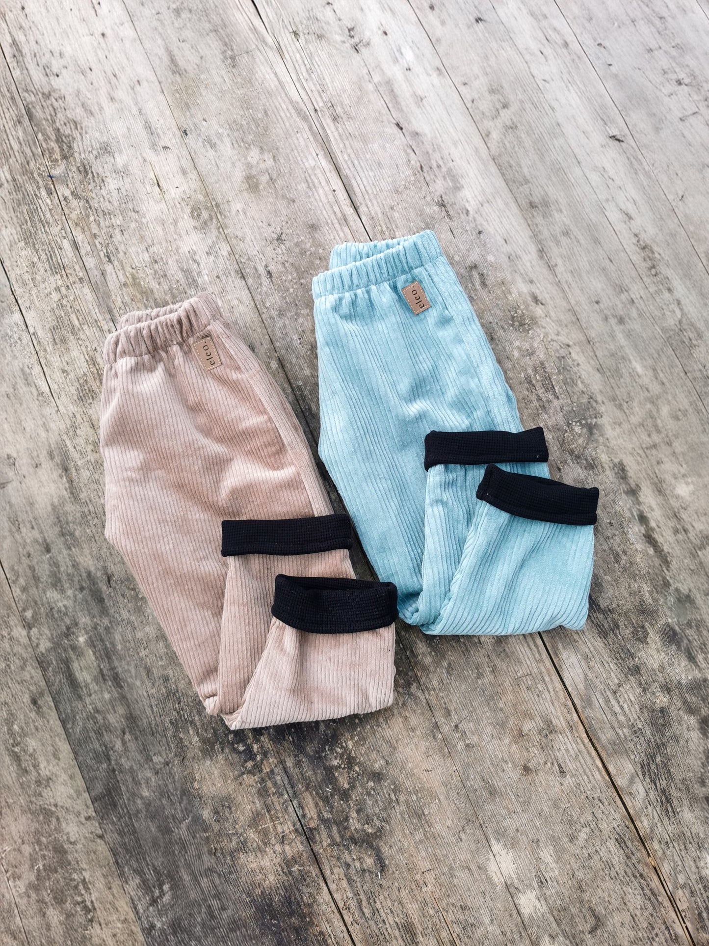 Cordhose leicht gefüttert mit Waffle-Knit Jersey