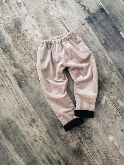 Cordhose leicht gefüttert mit Waffle-Knit Jersey
